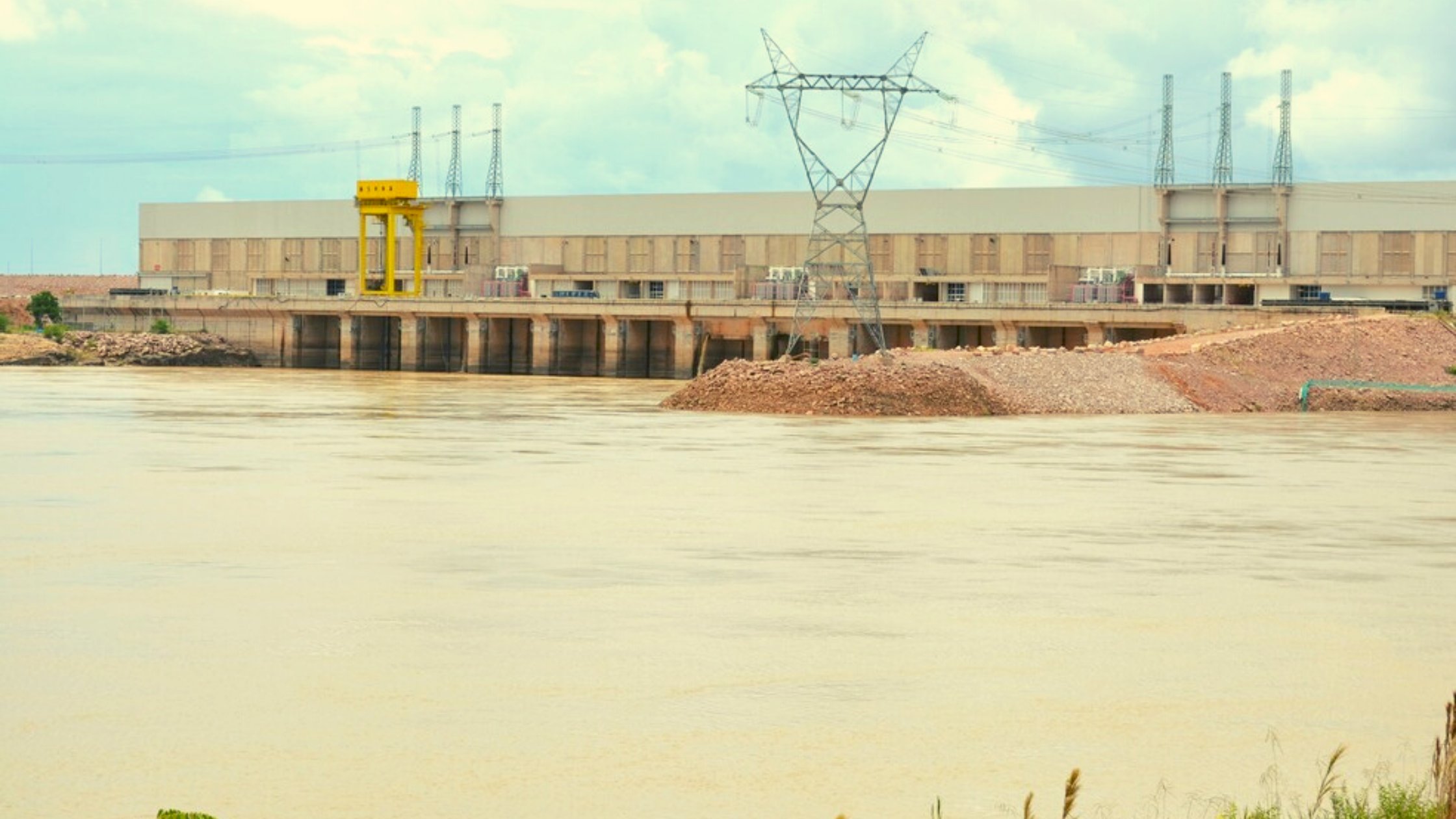 Falha em projeto vai limitar escoamento de energia de Jirau e Santo Antonio